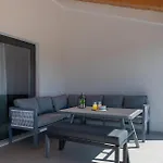 Pet Friendly In * Pakovo Selo