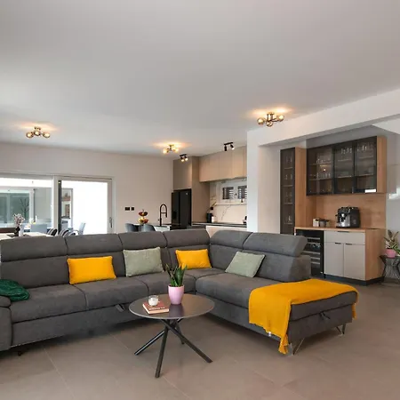 Holiday home Pet Friendly In *