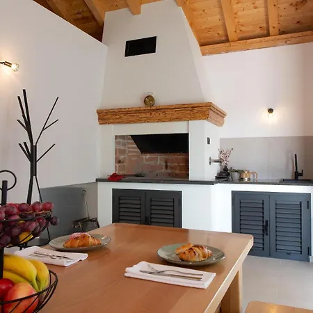 Pet Friendly In Pakovo Selo