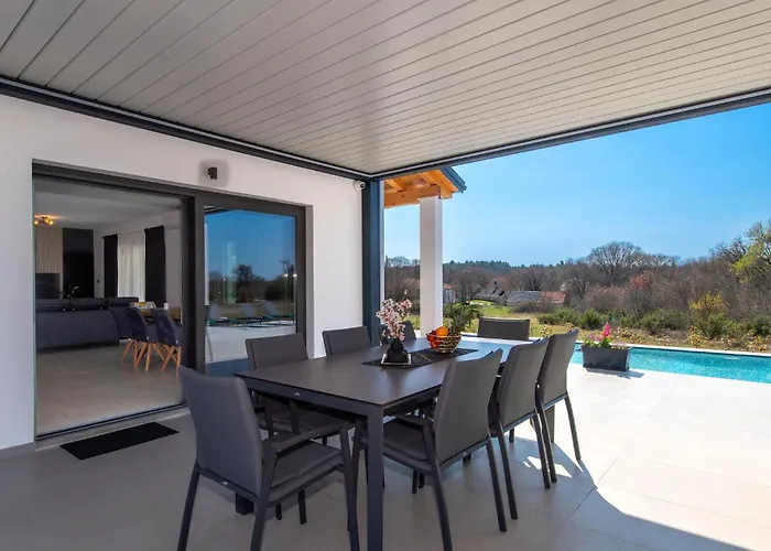 Pet Friendly In Holiday home *