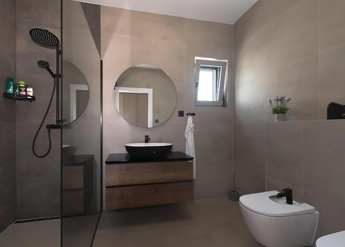 Holiday home Pet Friendly In *