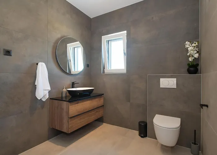 Pet Friendly In Pakovo Selo